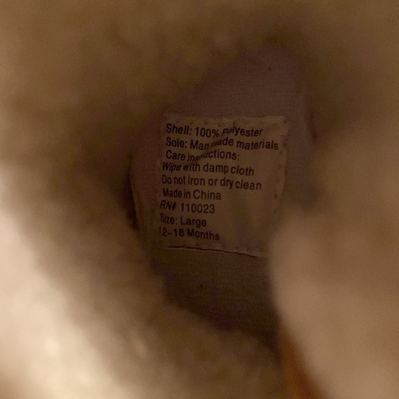 UGG like baby boots - Picture 4 of 4